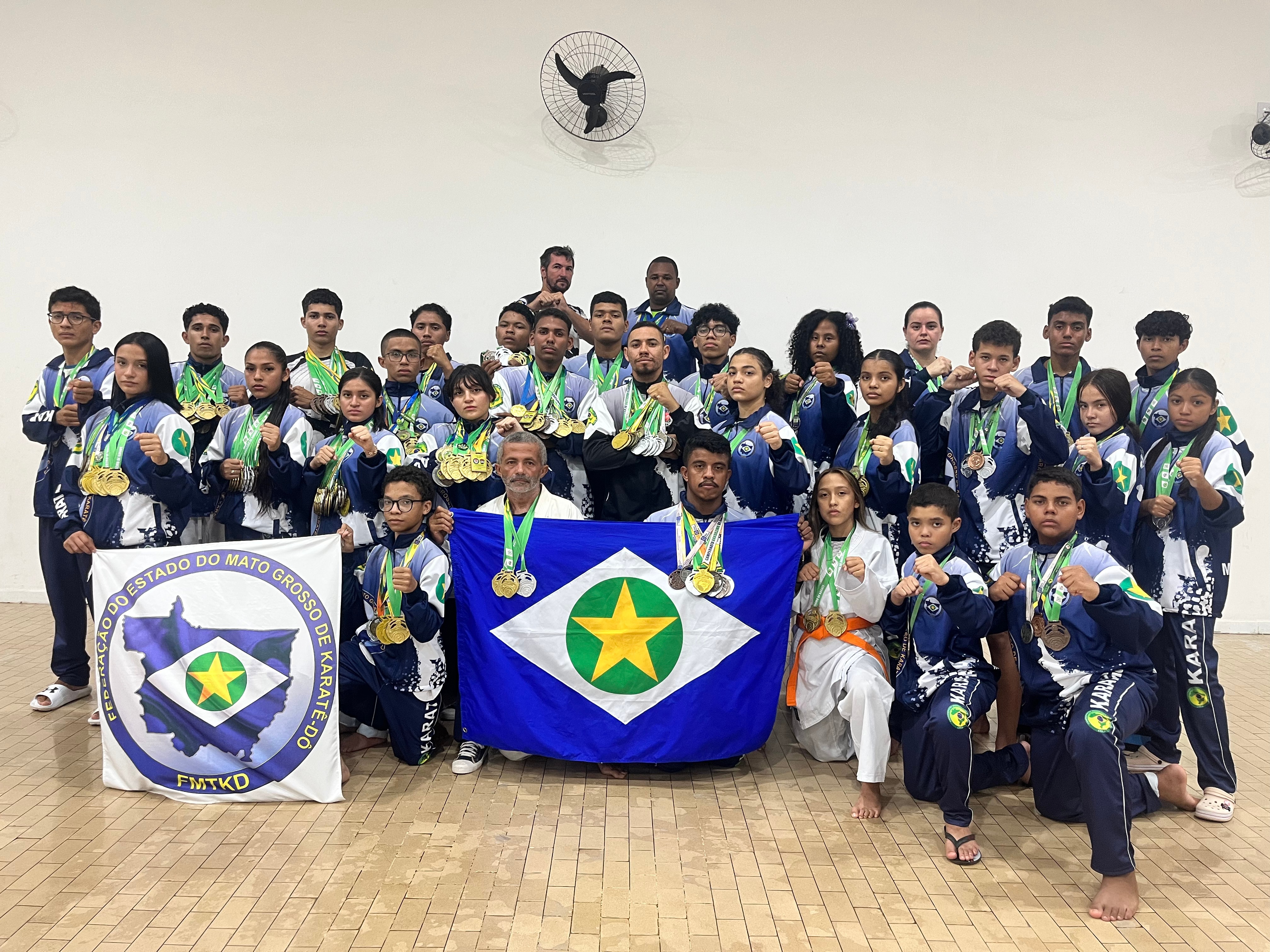 Equipe Dojo Rocha Neves em destaque